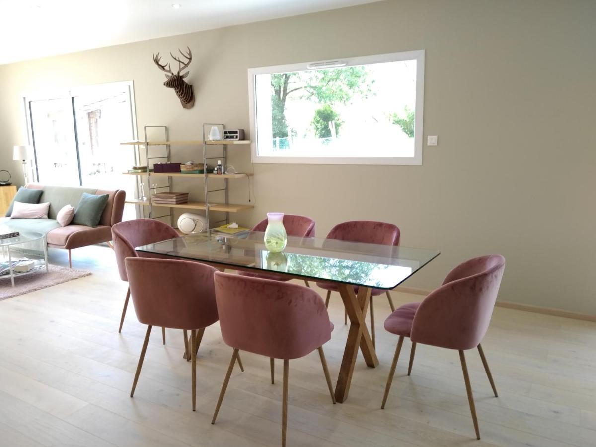 La Villa D A Cote Marigny, Lac De Chalain Mont-Sur-Monnet Eksteriør billede