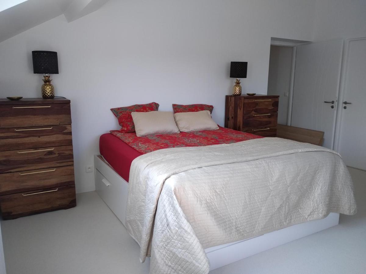 La Villa D A Cote Marigny, Lac De Chalain Mont-Sur-Monnet Eksteriør billede